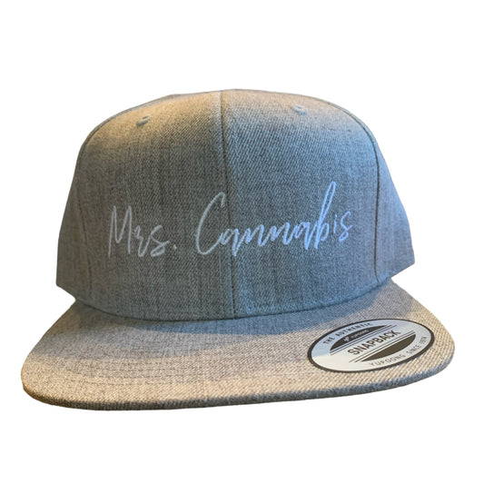 Mrs.Cannabis SnapBack hats