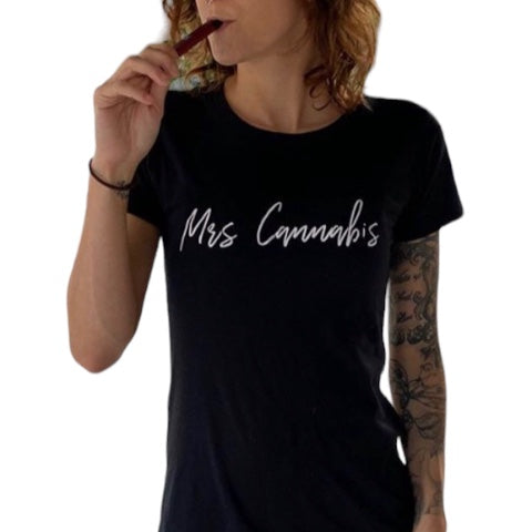 Mrs.Cannabis Font Tees